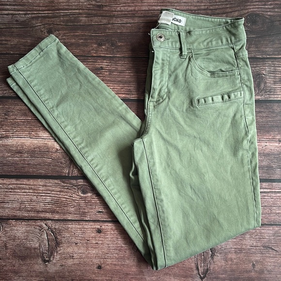 COUNTRY ROAD | Stretch khaki skinny leg trousers - Picture 2 of 10